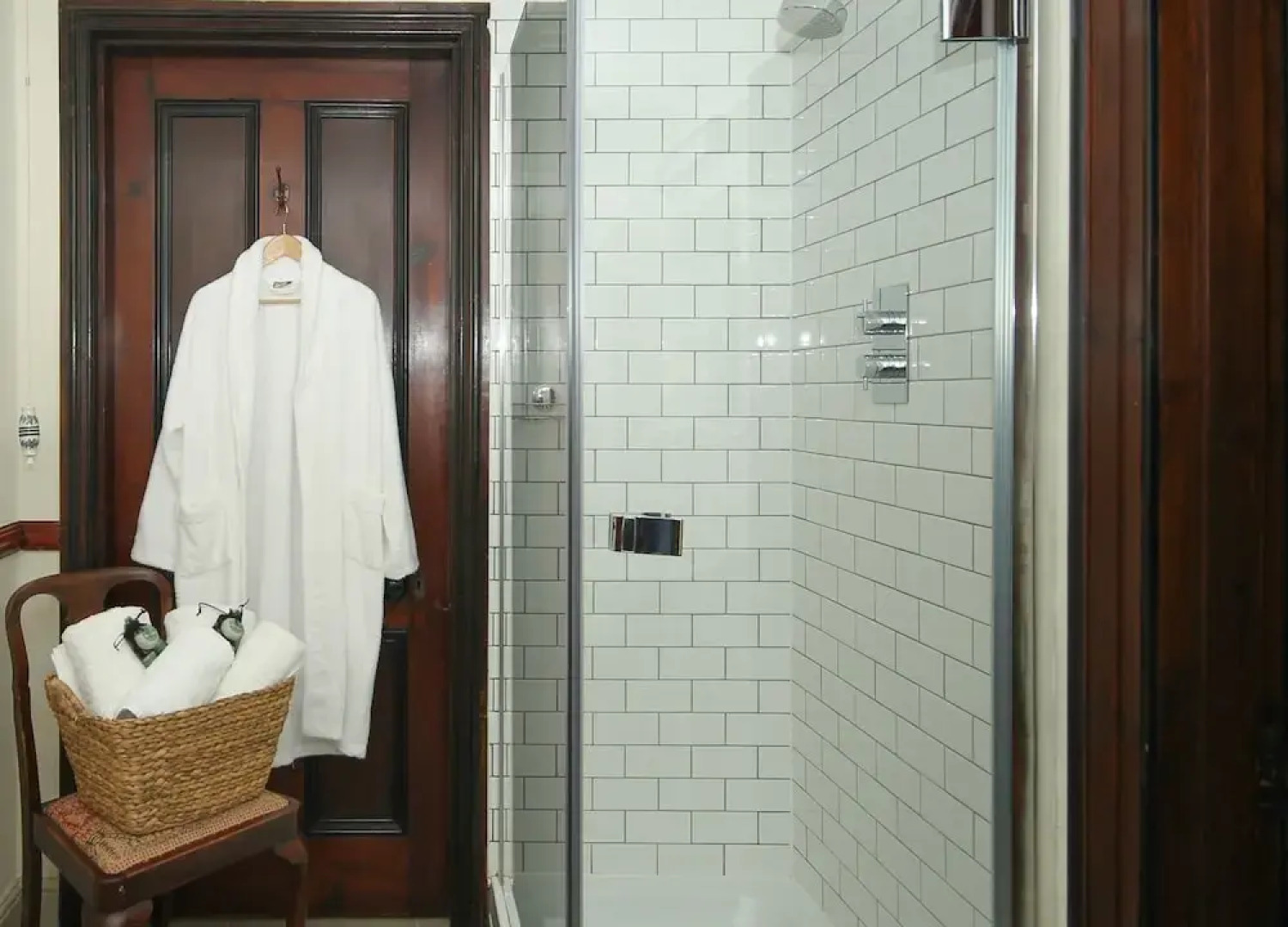 Costislost Organic Retreat