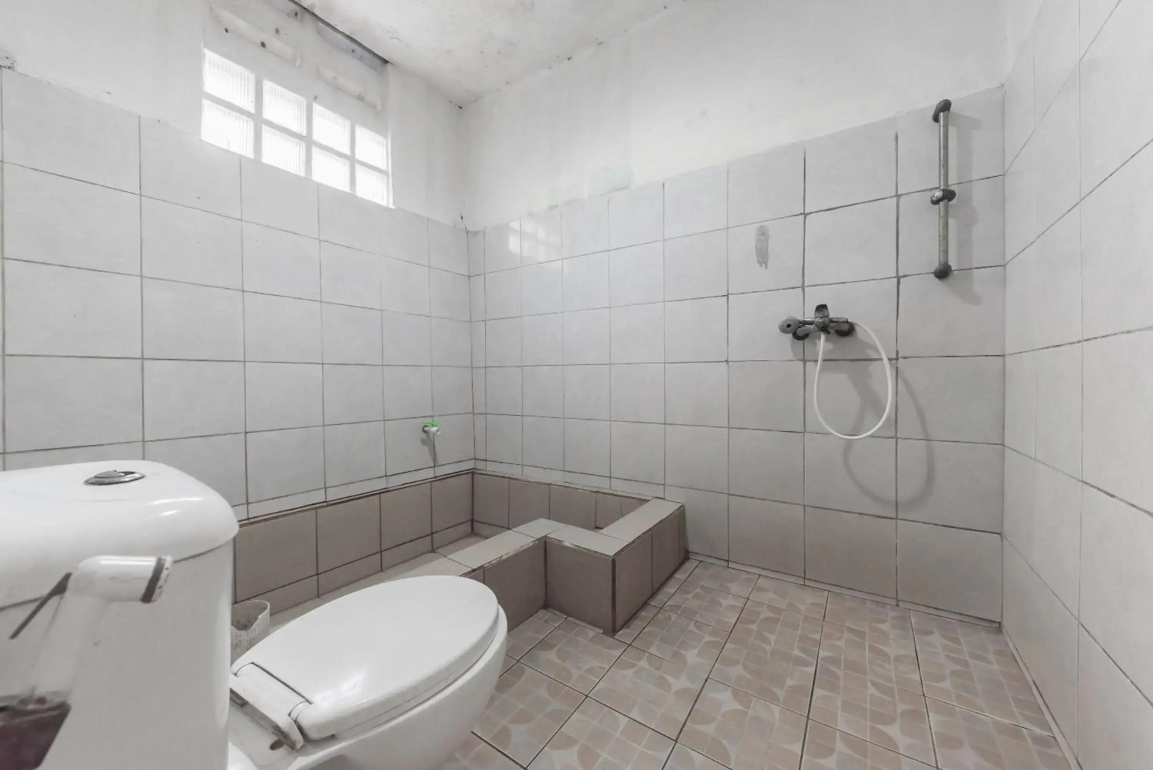 OYO 3040 D'pineapple Villa