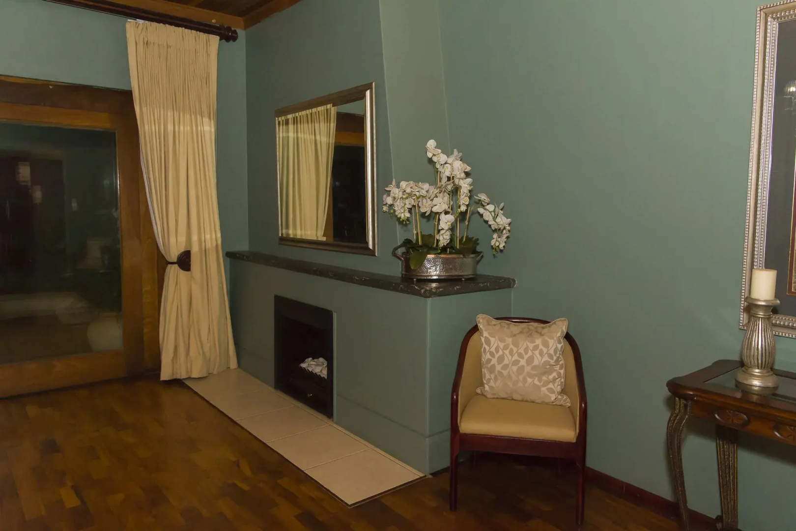 Bayswater Lodge