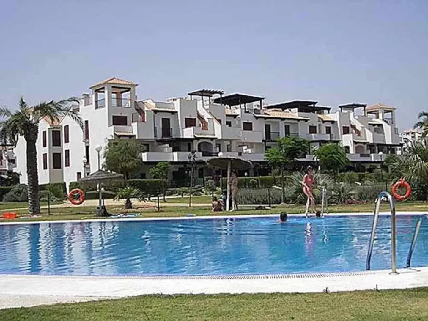 VenAVera E21B - 1 Bedroom/1Bath Beachfront WIFI