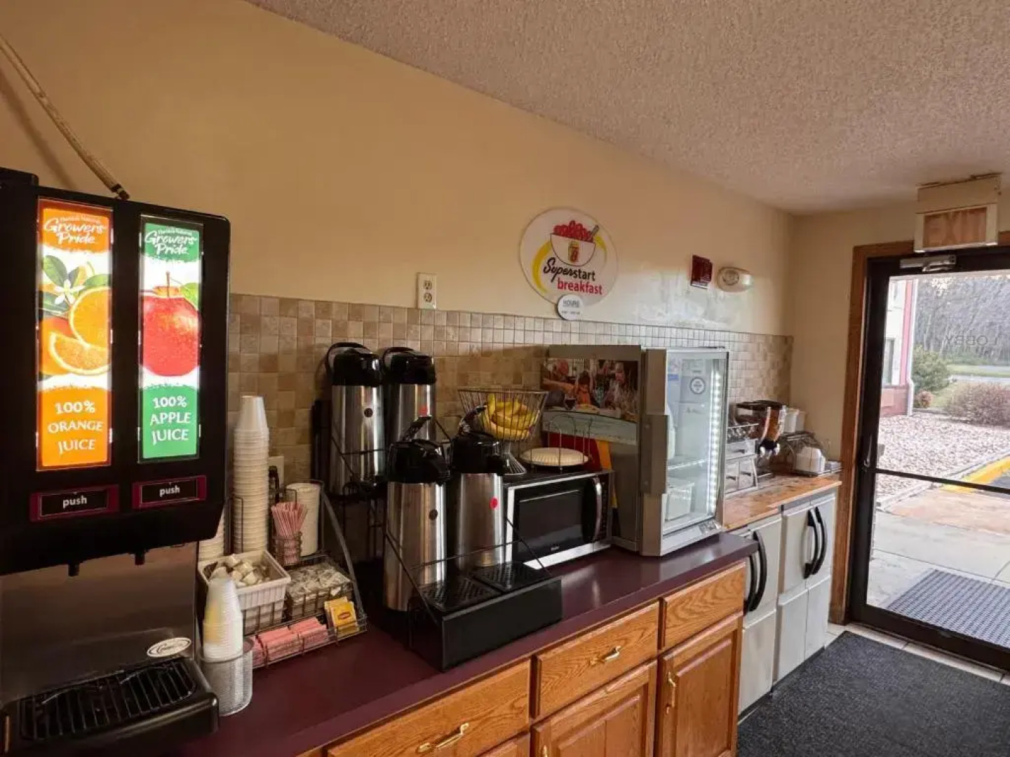 Super 8 Appomattox VA