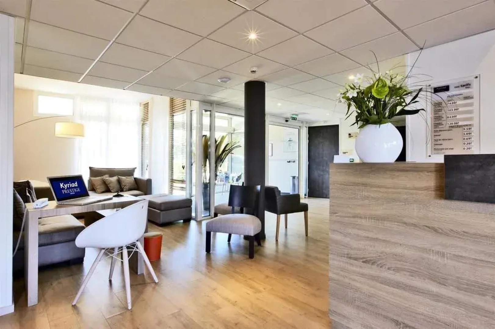 Kyriad Prestige Vannes Centre - Gare