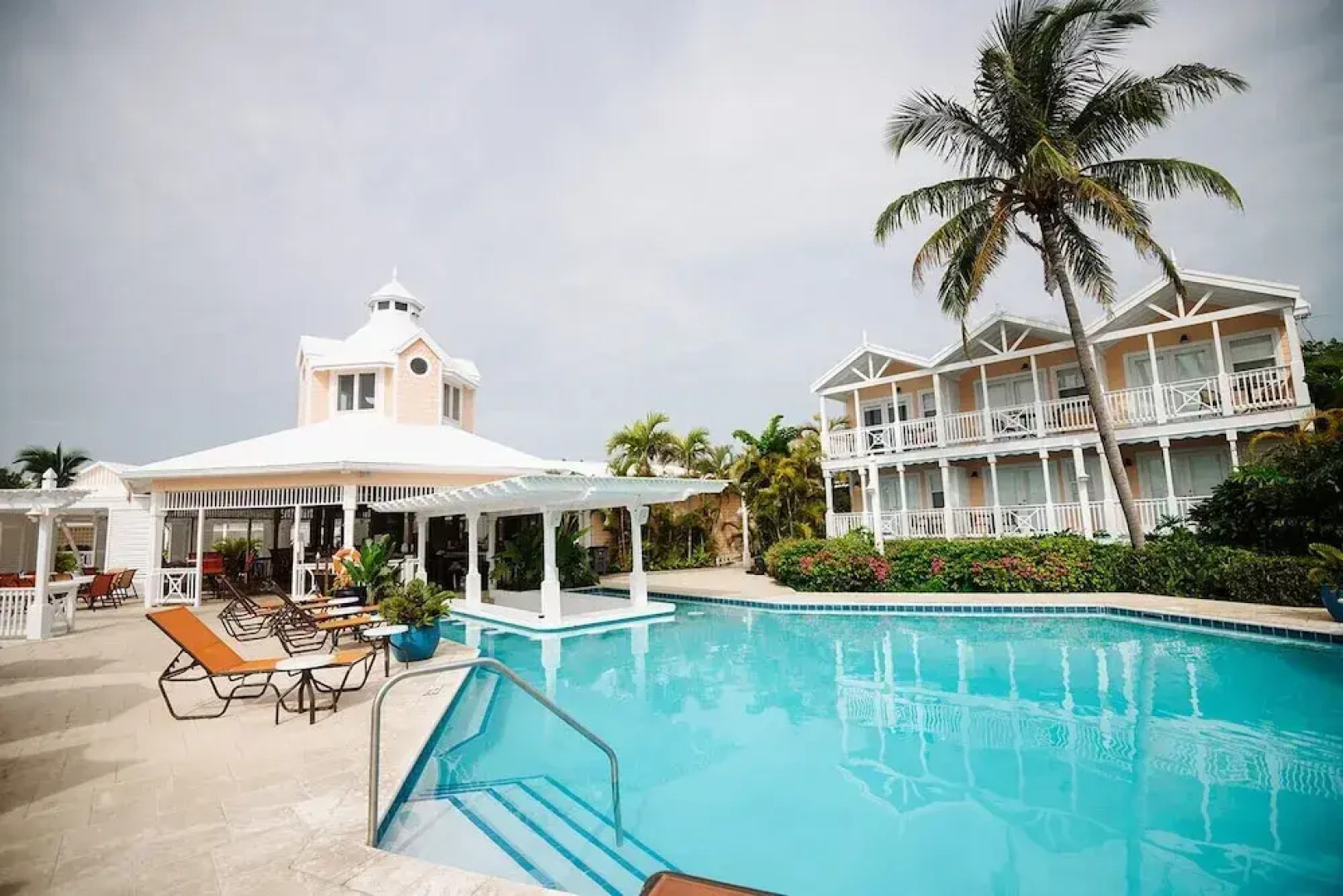 Hope Town Inn & Marina