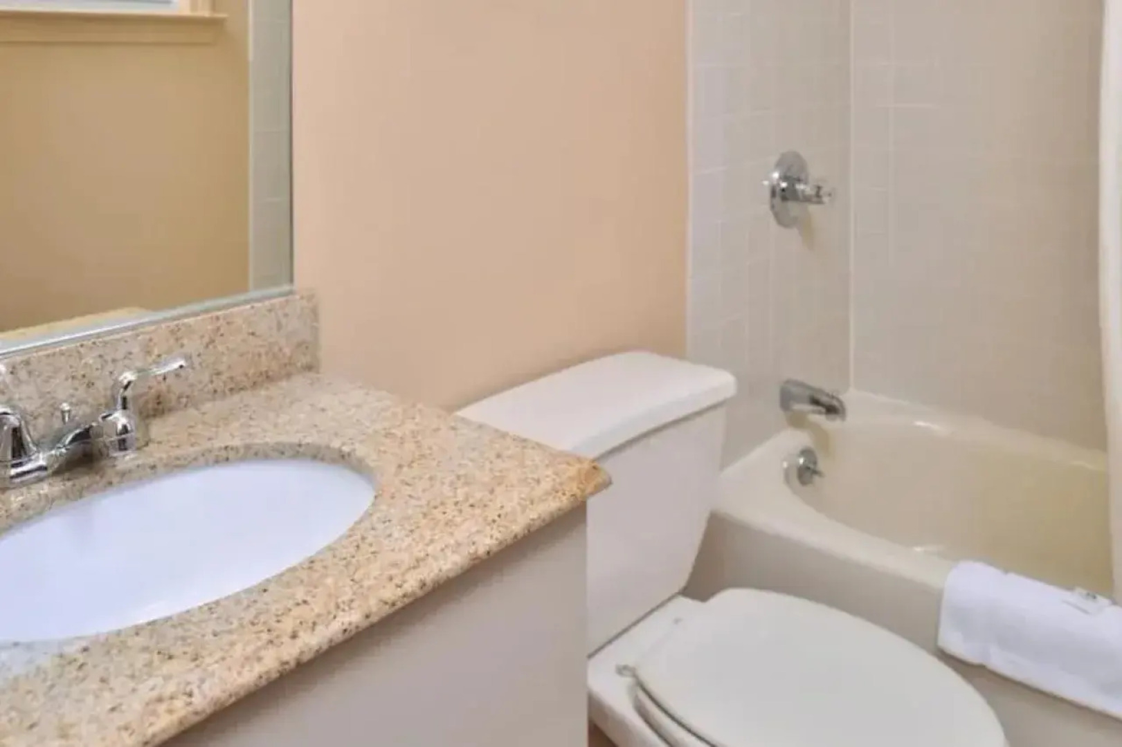 Golden Hill Inn Danbury