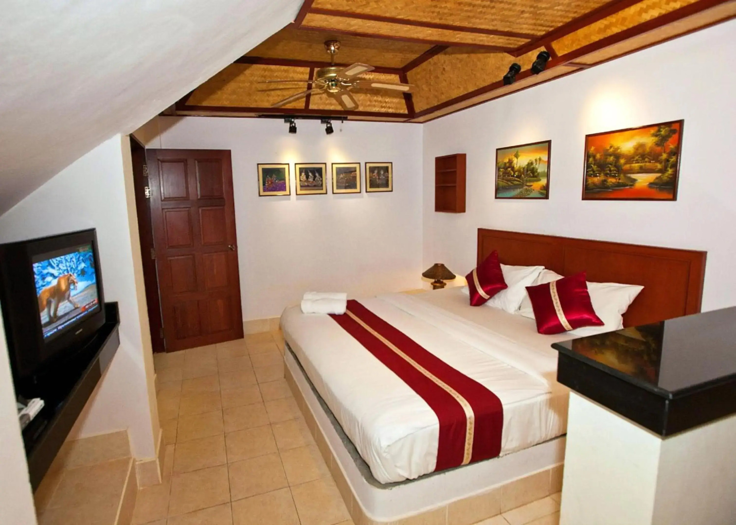 Friendship Beach Resort & Atmanjai Wellness Spa