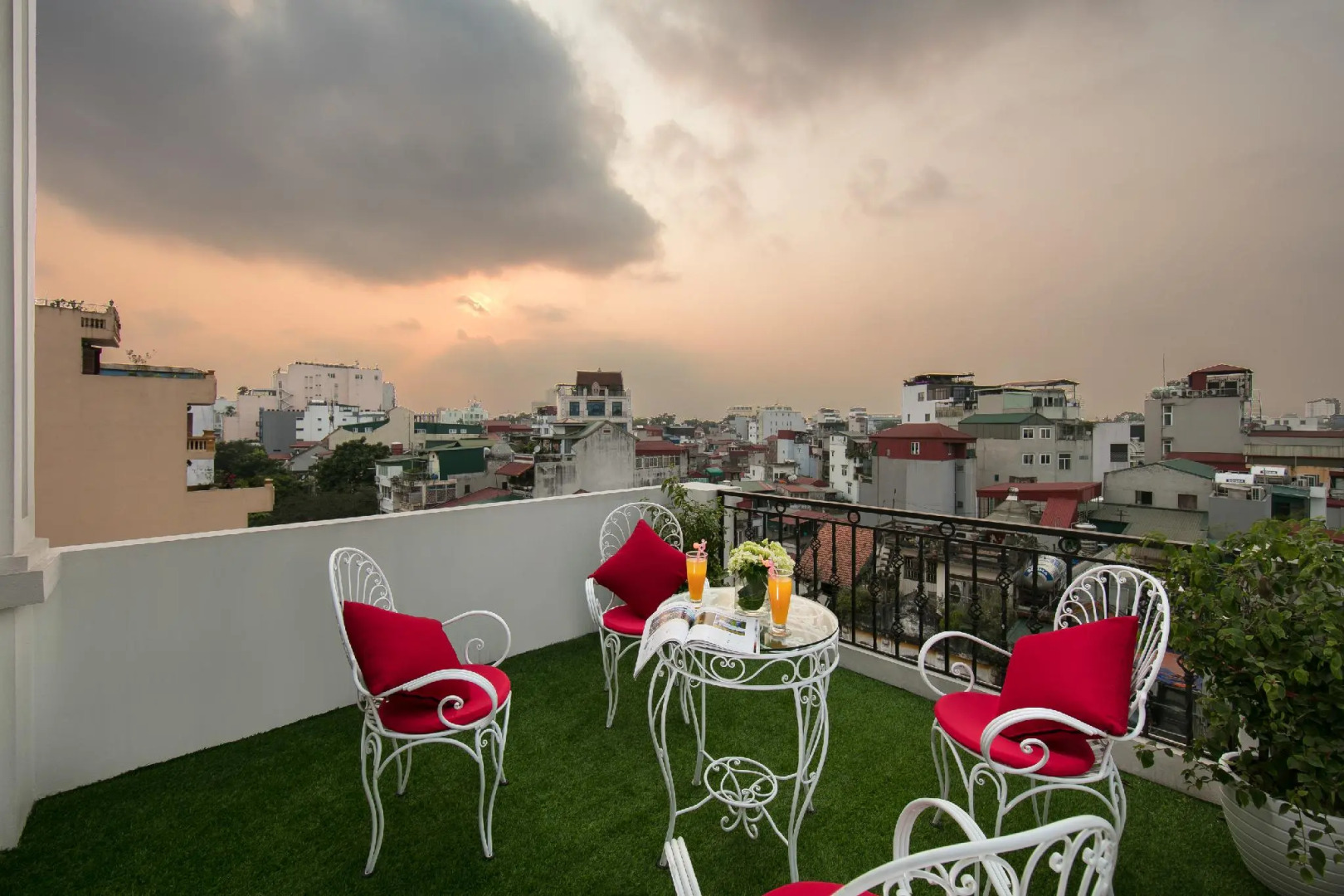 22land Residence Hotel 71 Hang Bong Premium