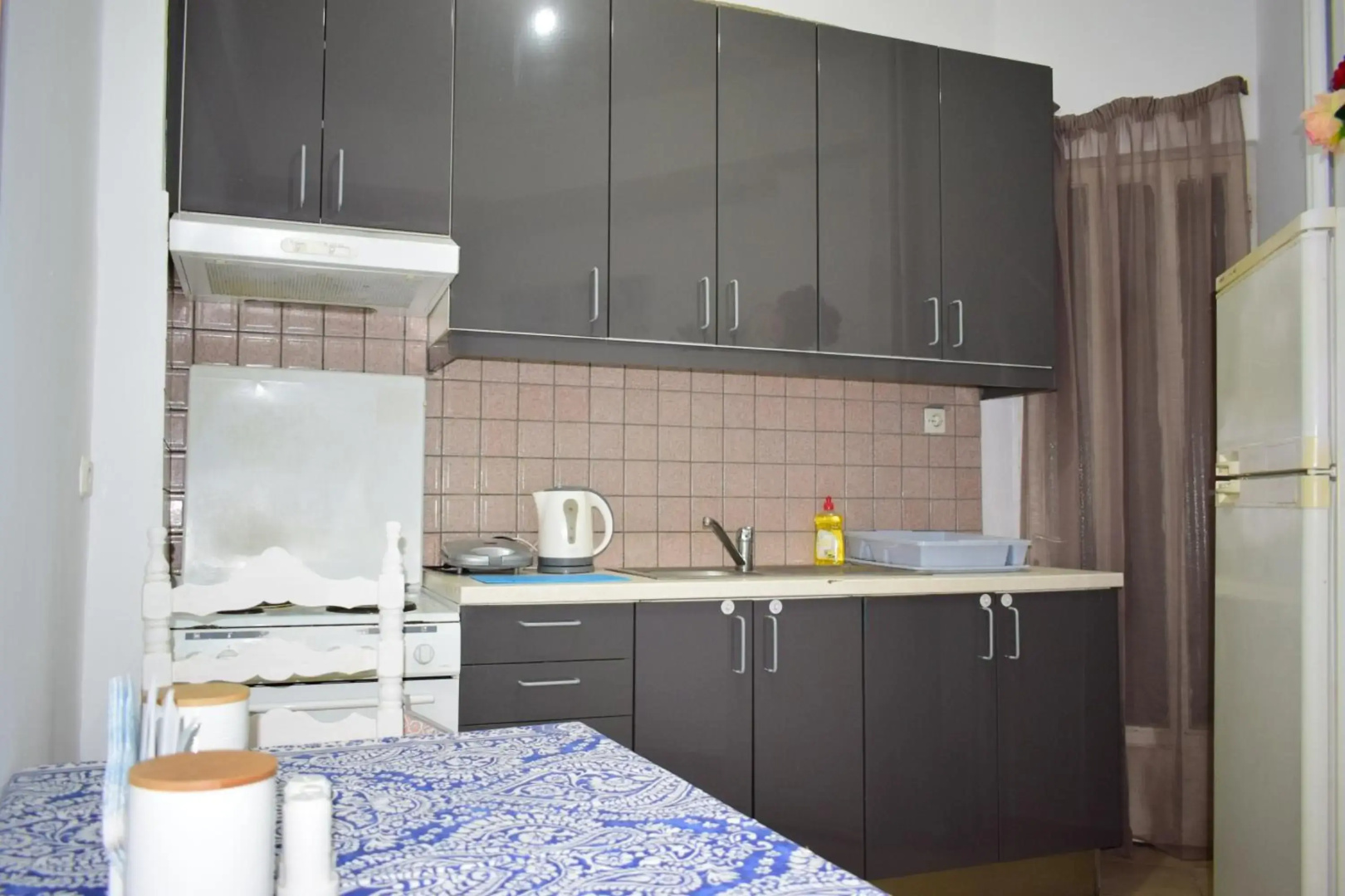 Mary's Apt 2bedrooms in Allou Fun Park West Athens by MK