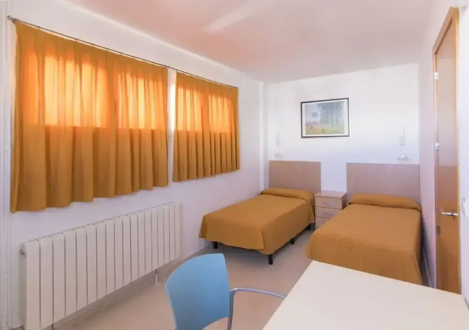 Albergue Inturjoven Sierra Nevada - Hostel