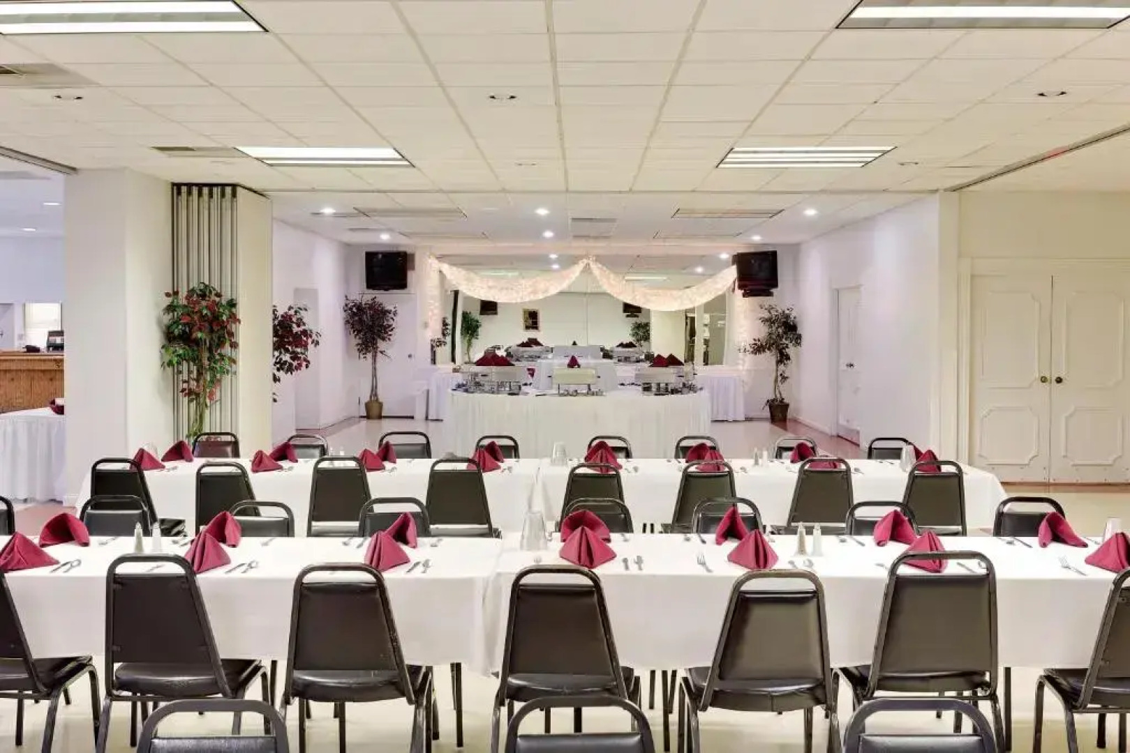 Ramada Richland Center