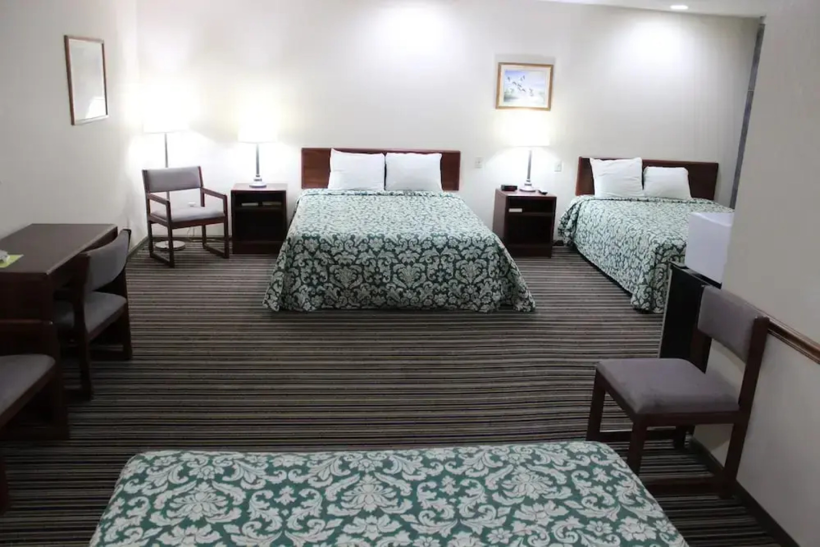 Super 8 by Wyndham Missouri Valley