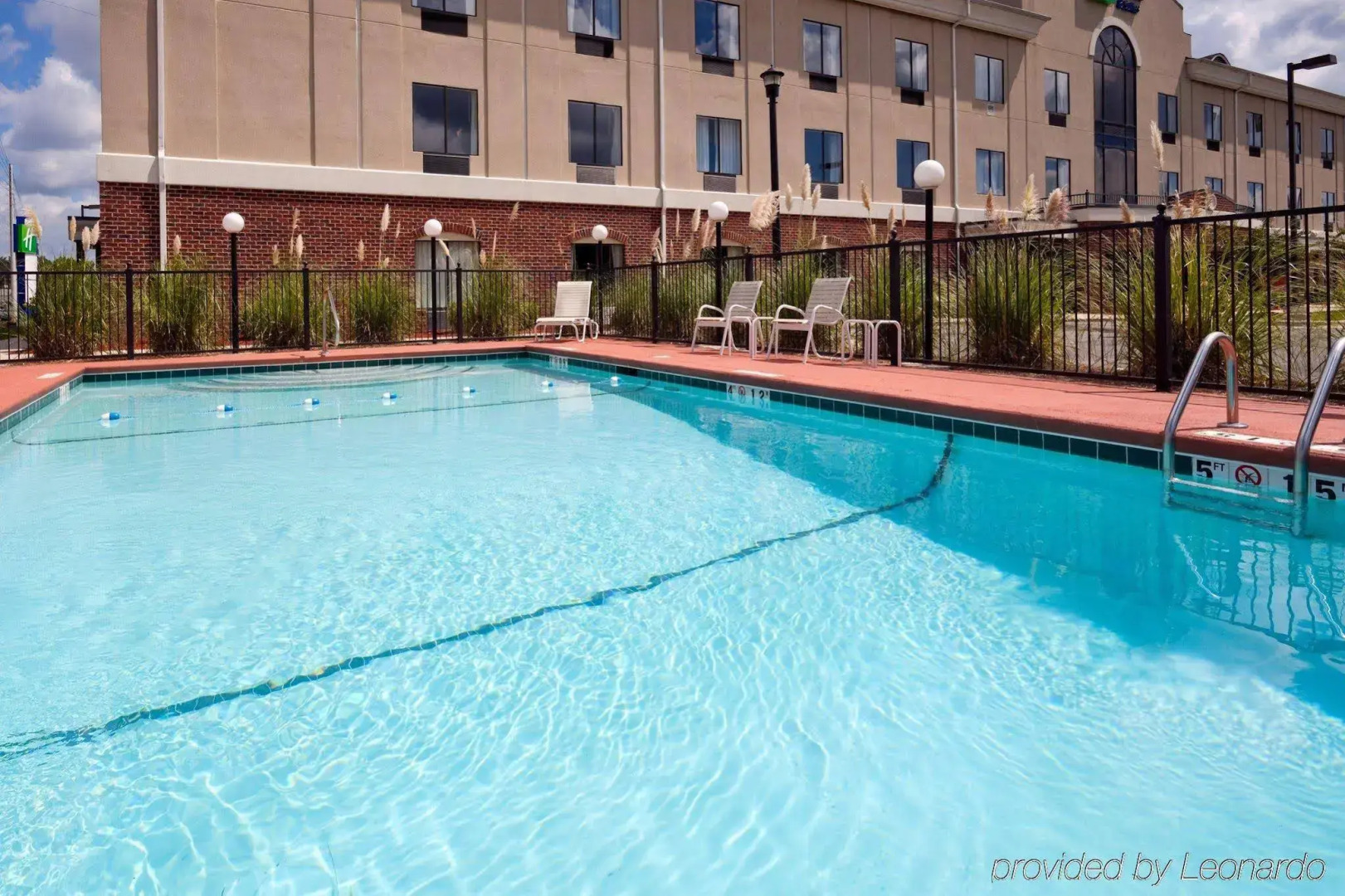 Holiday Inn Express Hotel & Suites Pell City by IHG
