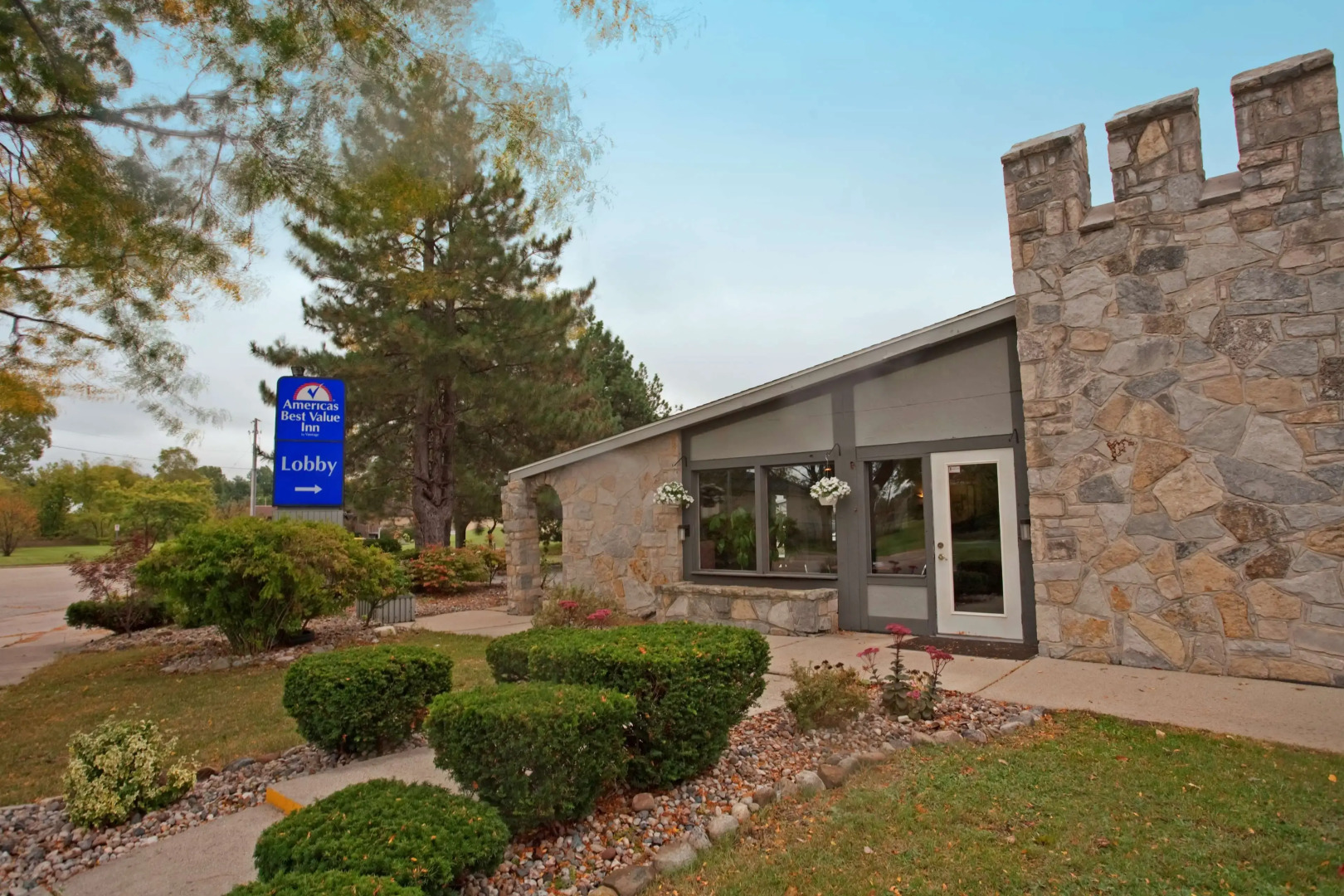 Americas Best Value Inn Lansing