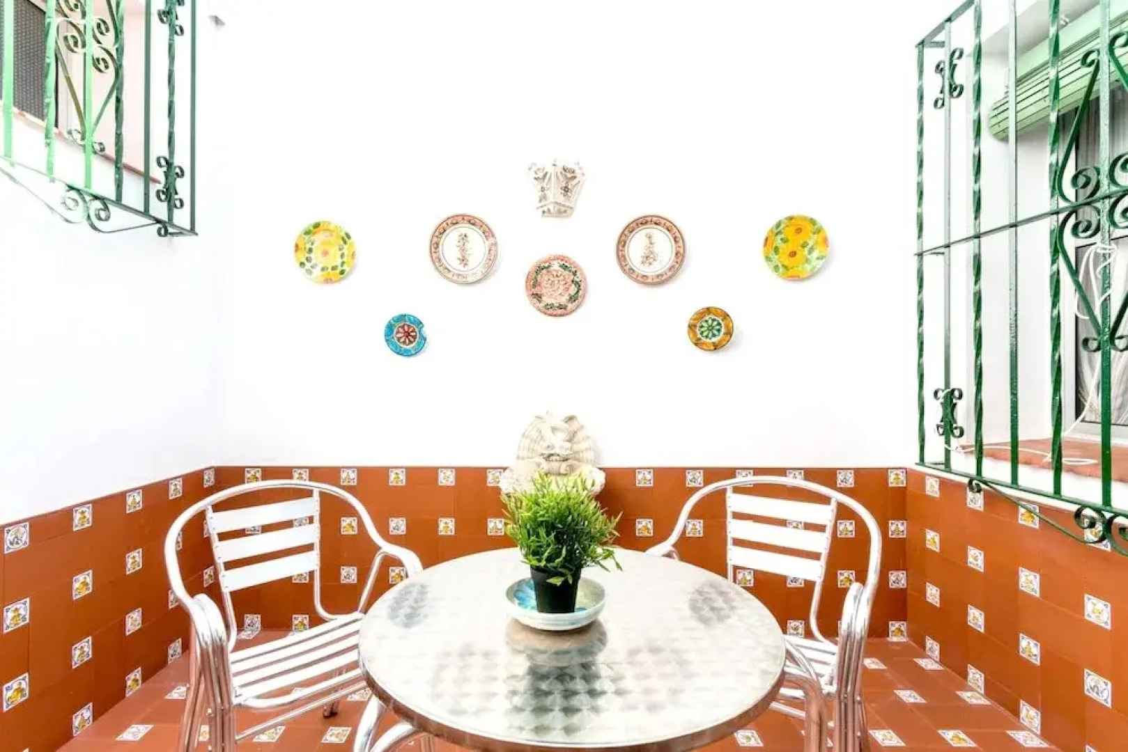 House With 6 Bedrooms in Villamanrique de la Condesa, With Private Pool and Enclosed Garden Near the Beach