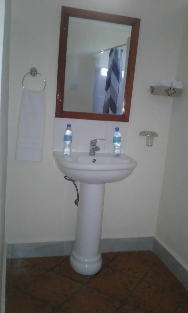 Zebra Kemang'ore Bush Tented Lodge