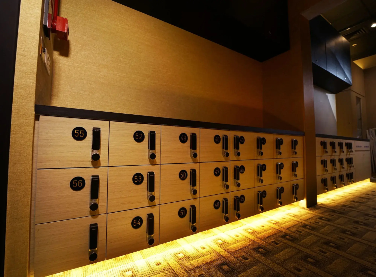 CUBE Boutique Capsule Hotel @ Kampong Glam