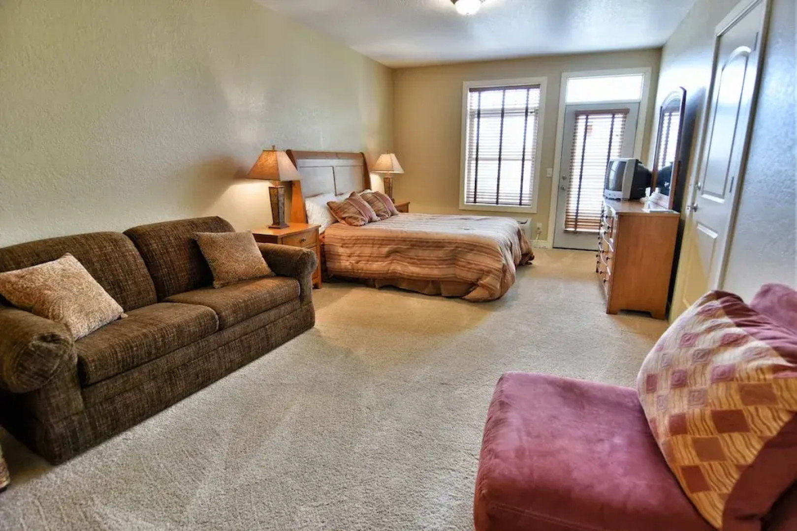 Unit 431B - Studio Condo