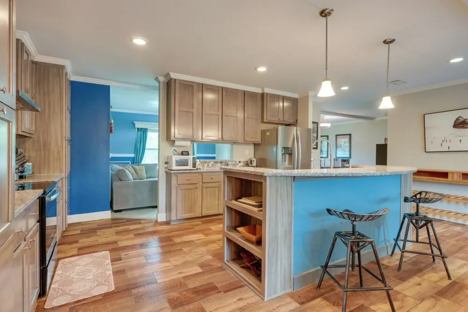 Canyon Lake Home w/ Spacious Deck & Backyard!