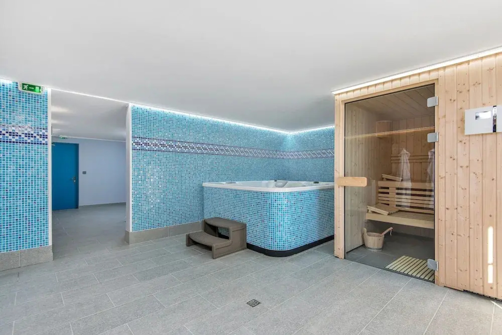 Chalet Oliver by Skinetworks