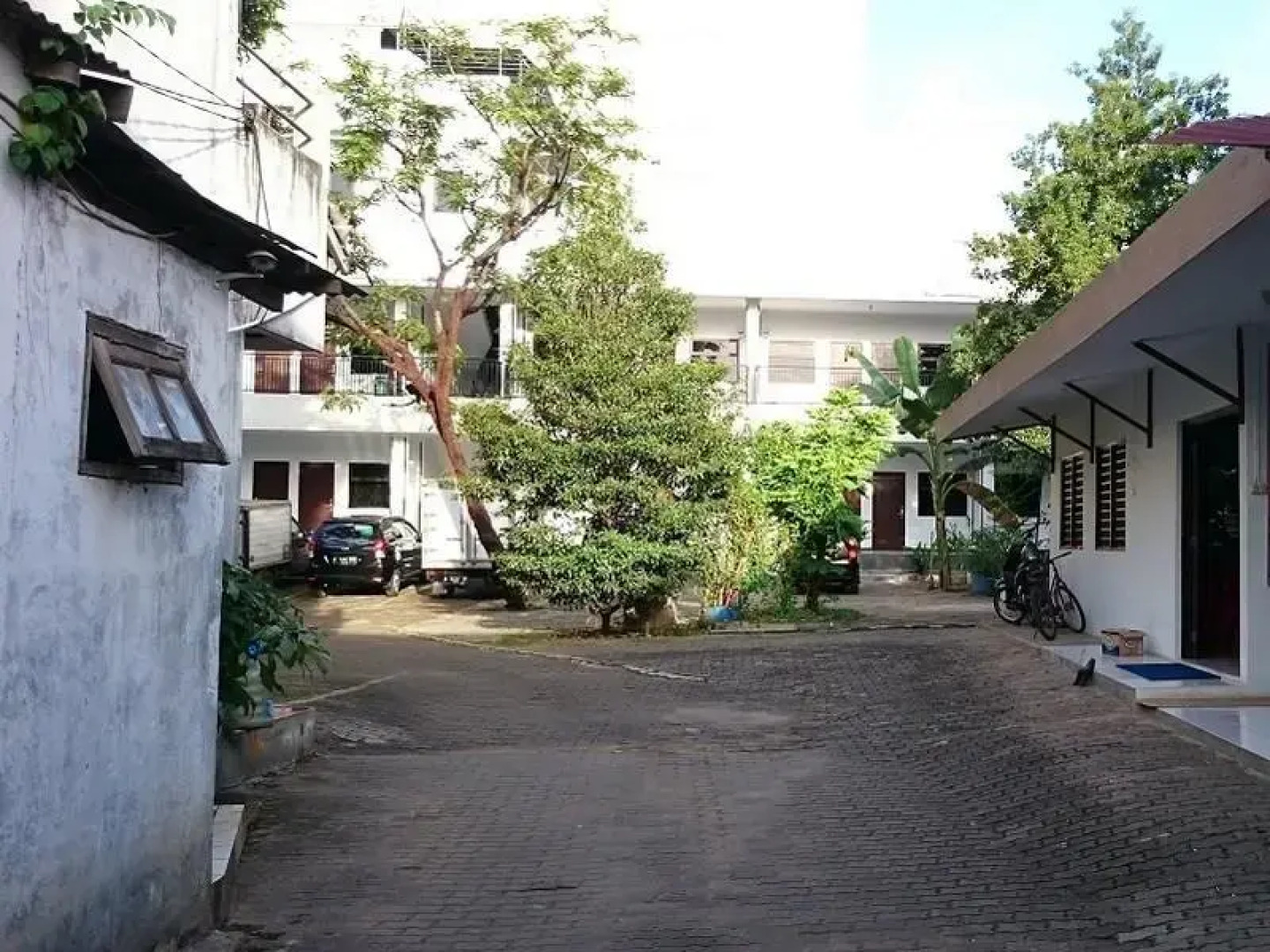 Penginapan Surya