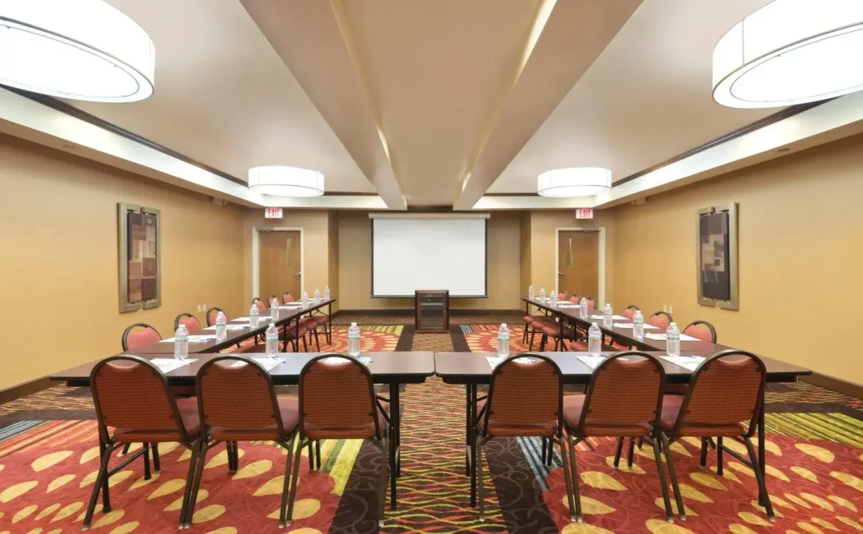 Holiday Inn Express & Suites Little Rock-West by IHG
