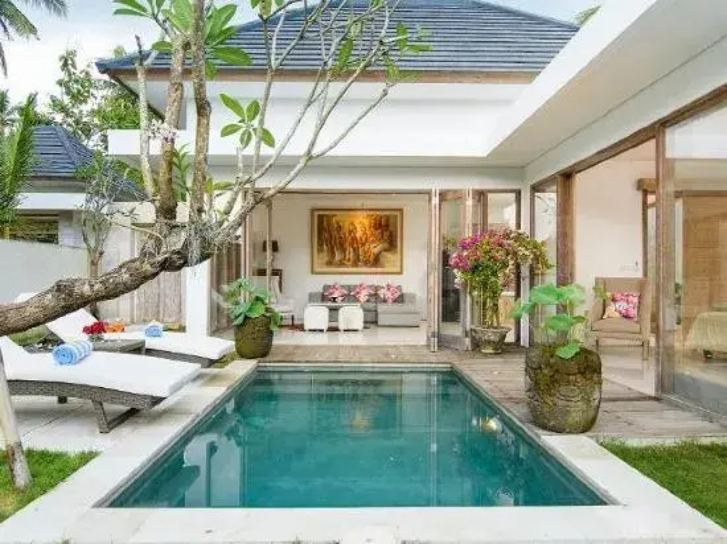 Bali Taman Sari Villa & Restaurant