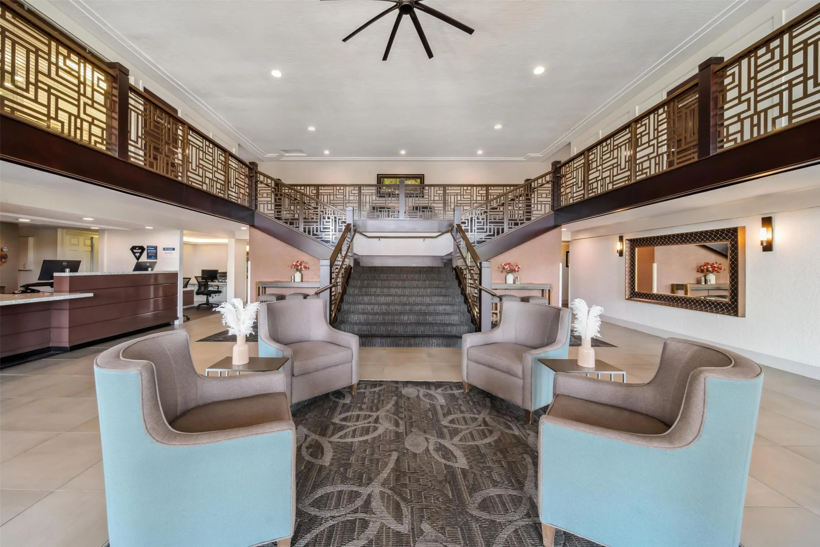 Best Western Plus Hilltop Inn