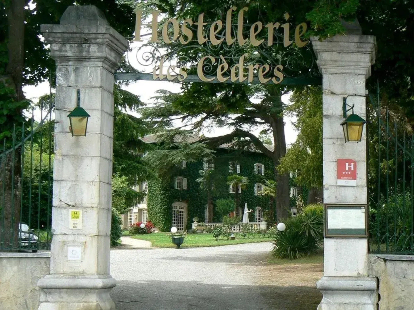 Hostellerie des Cèdres