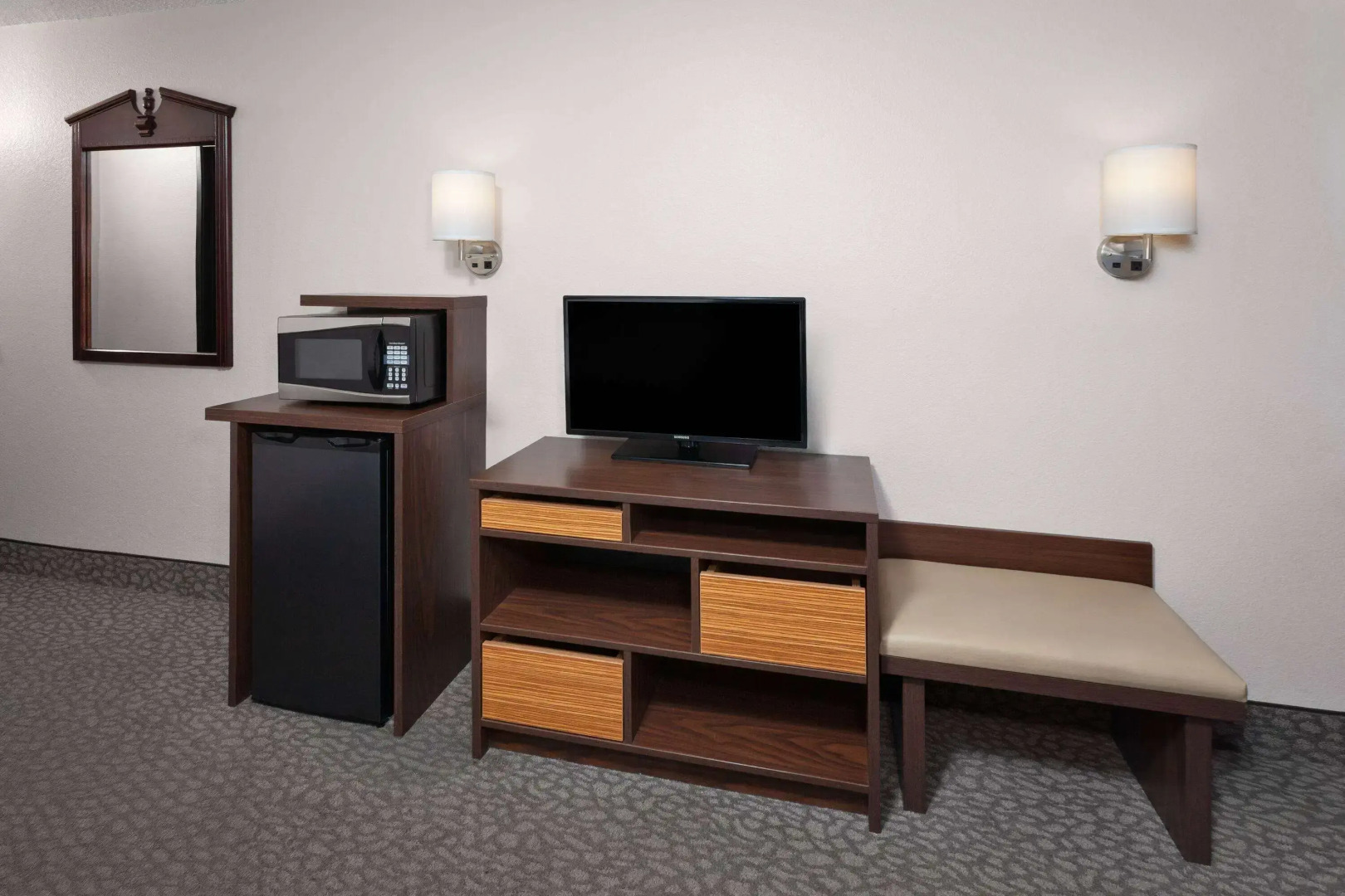 Super 8 by Wyndham Romeoville Bolingbrook