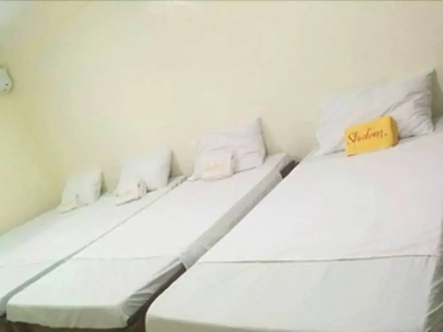 shalom guest house and rest bar