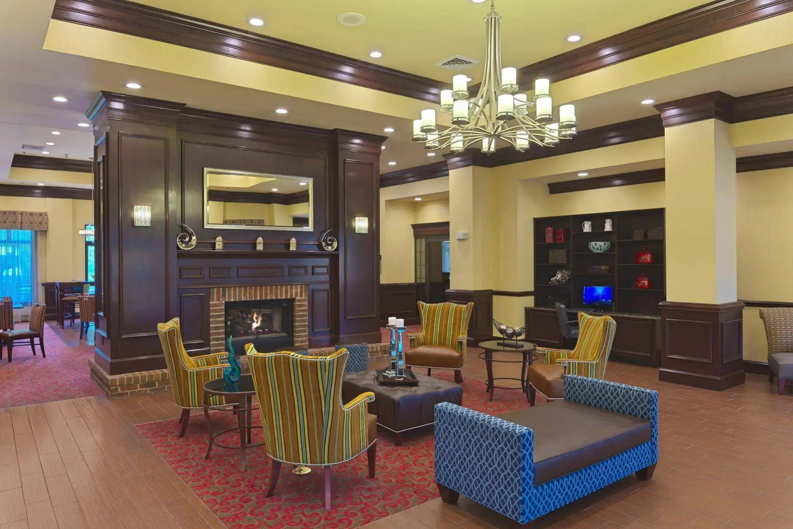 Hampton Inn & Suites Asheville Airport