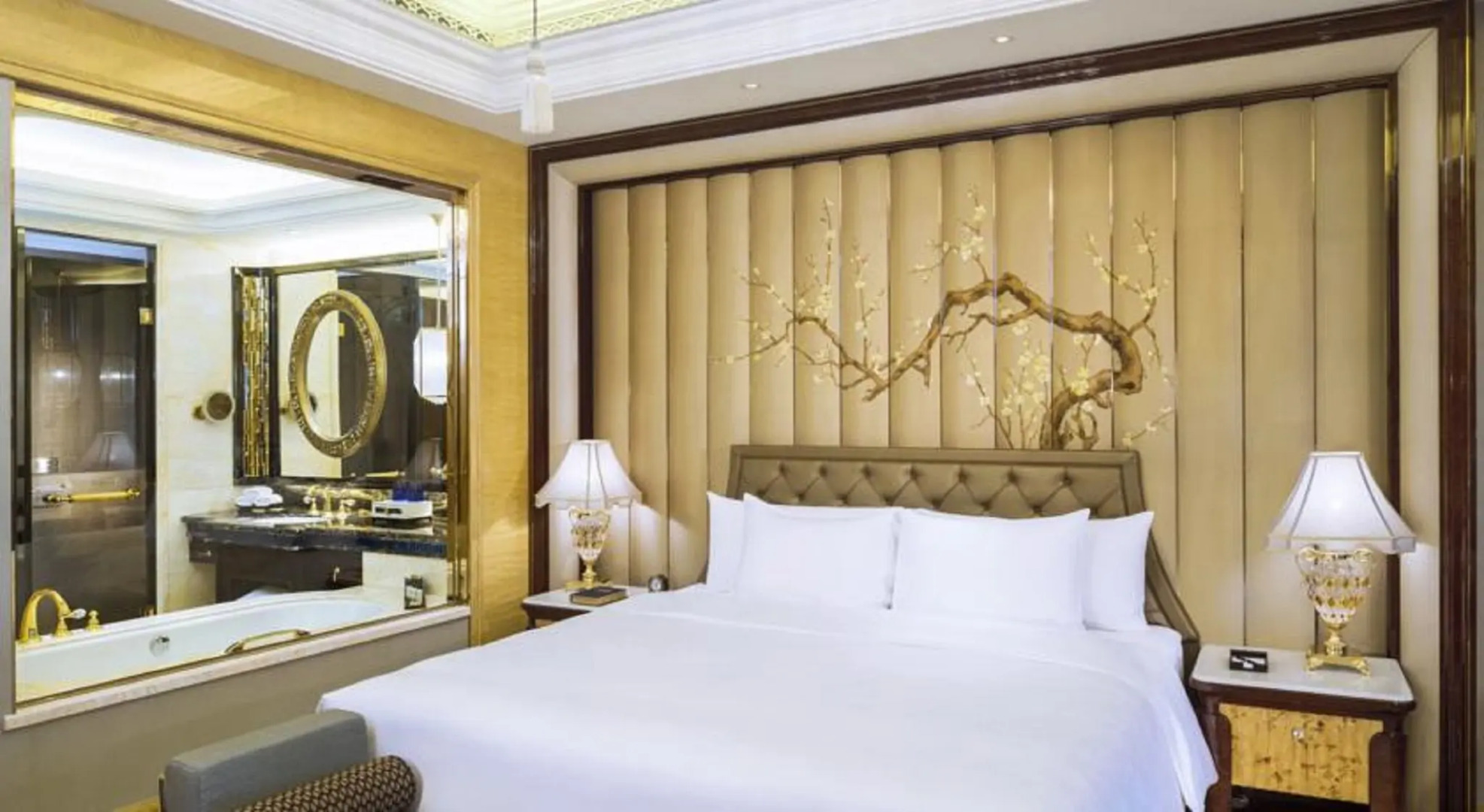 Wanda Reign Wuhan