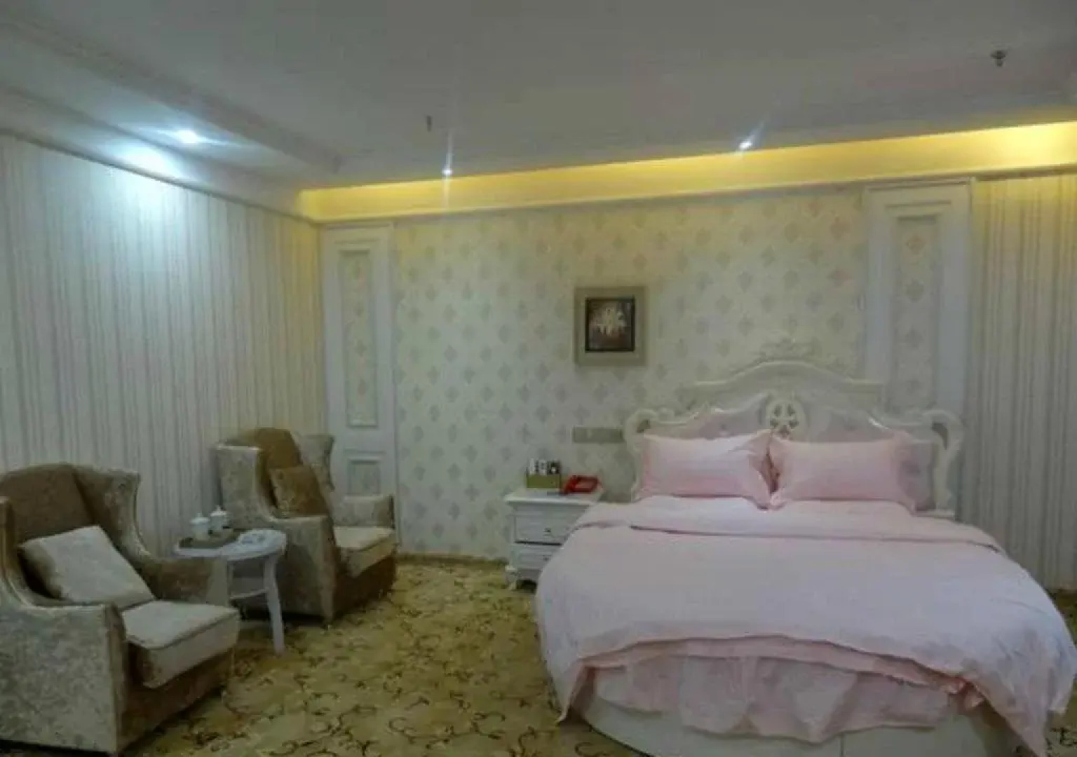 Zhang Ye Long Sheng Holiday Hotel