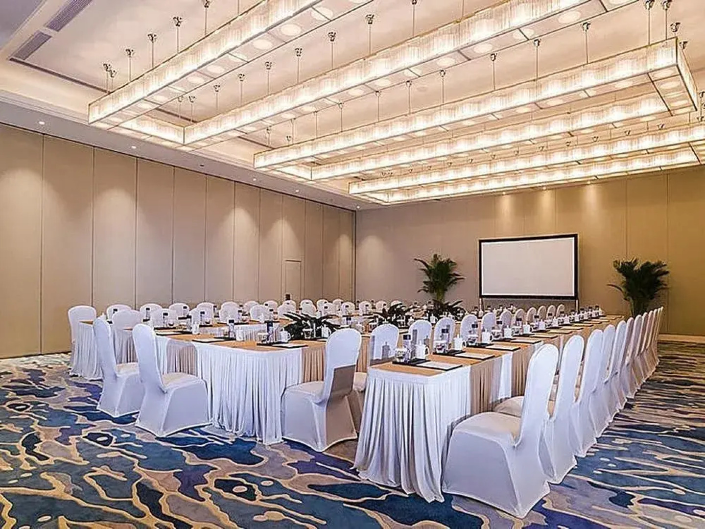 Hainan Greentown Blue Bay Resort，