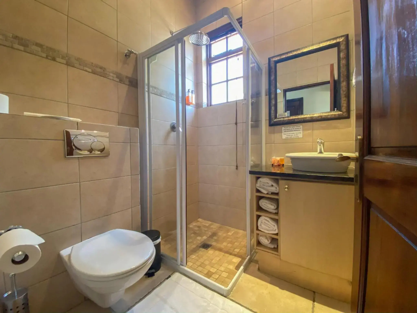 Turnberry Boutique Hotel