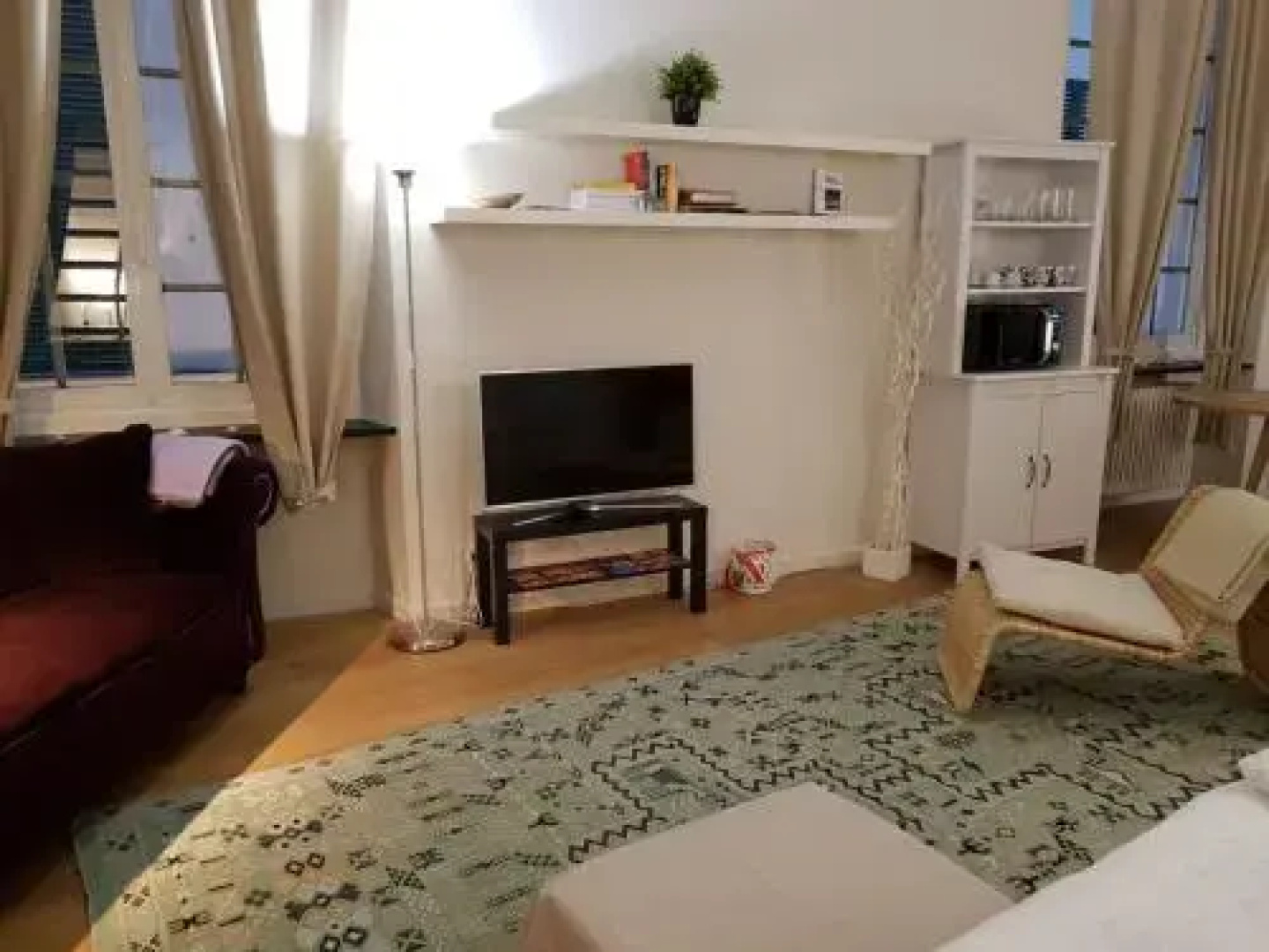 Cosy Little House