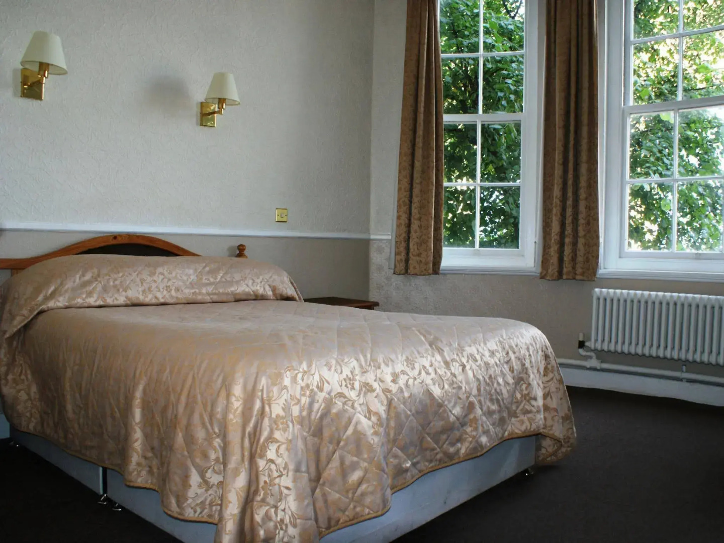 The Station Aparthotel