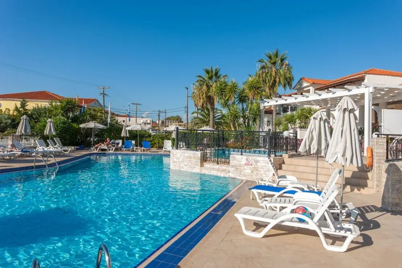 Venus Hotel & Suites