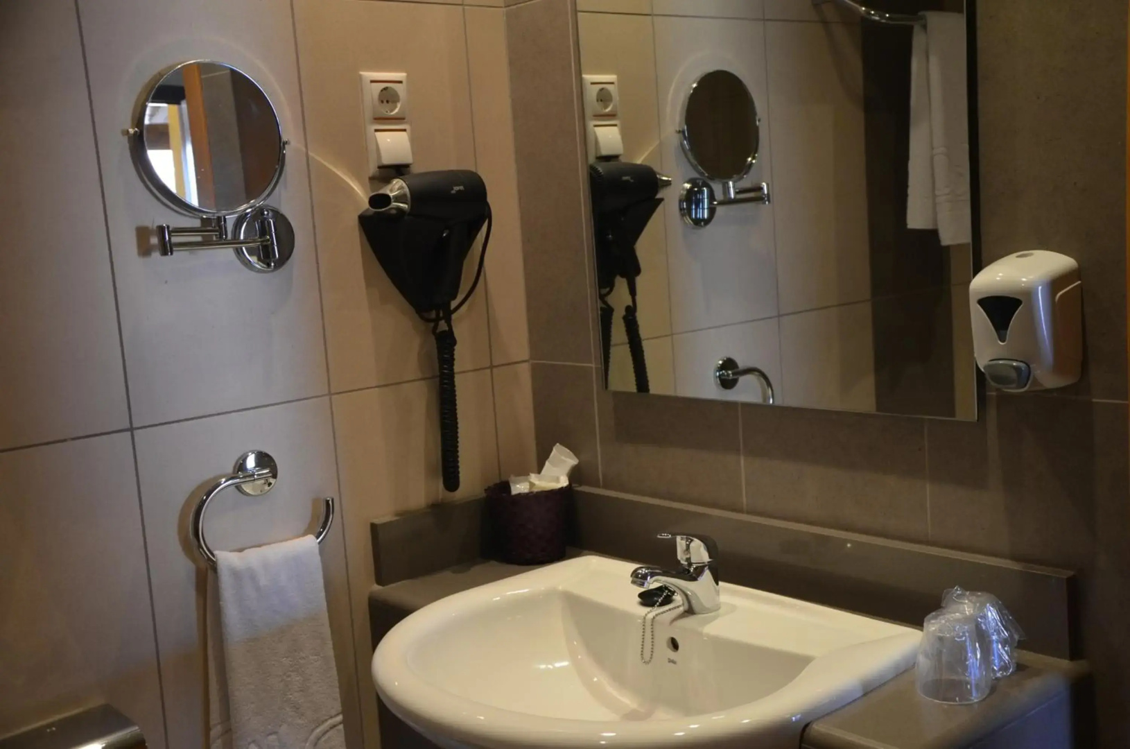 Hotel Milagros Rio Riaza
