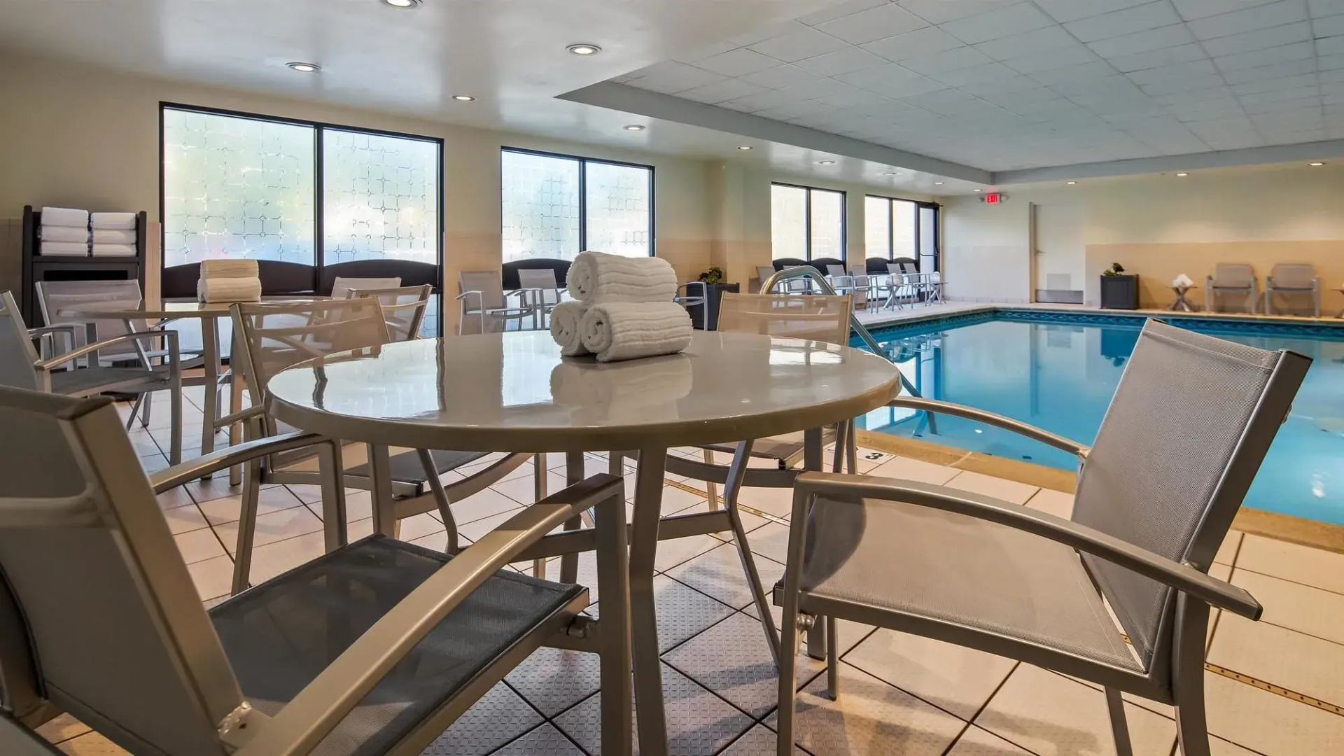 Holiday Inn Express & Suites Cincinnati Riverfront by IHG