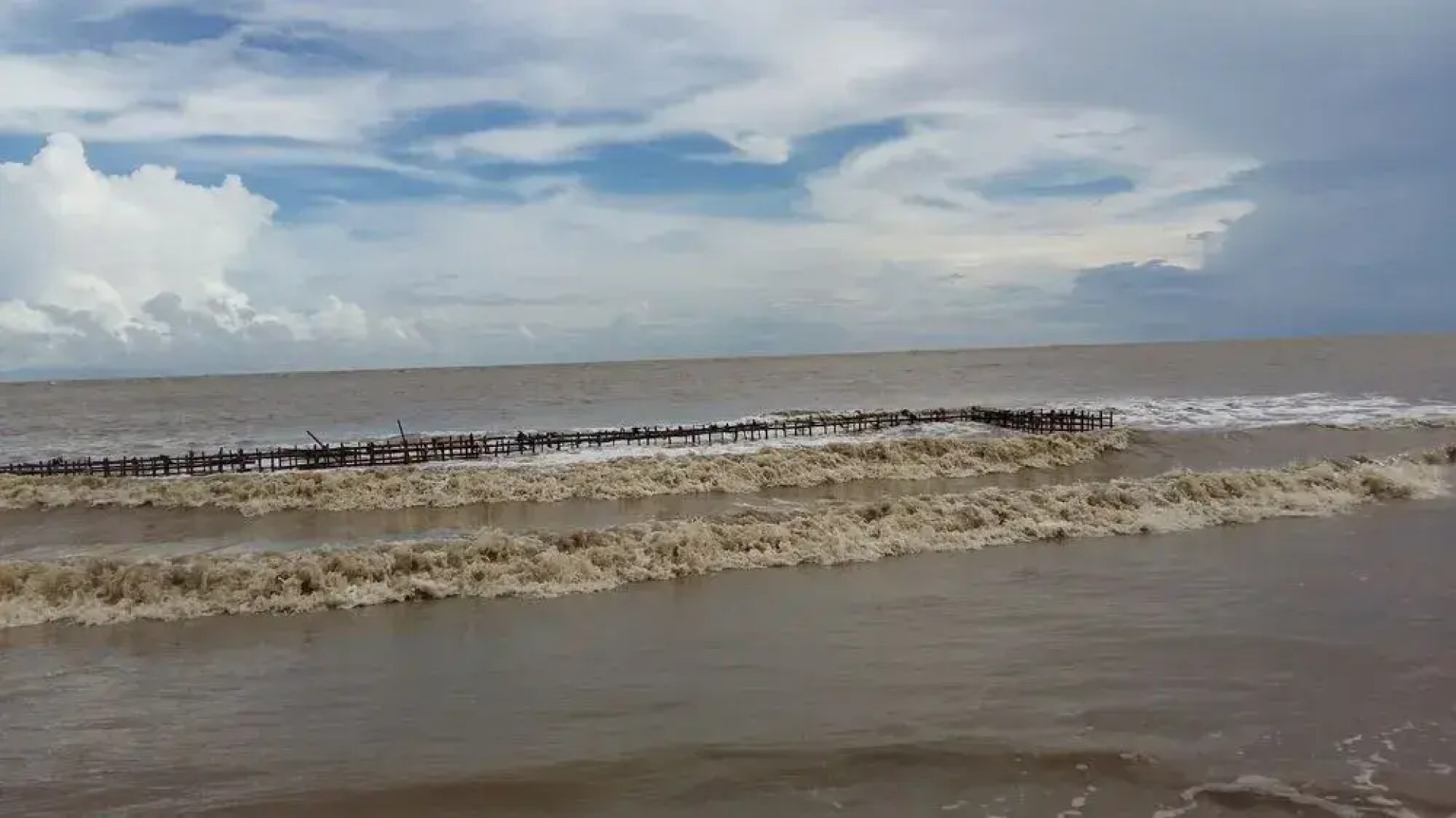 Orchid Adventure Shore Resort