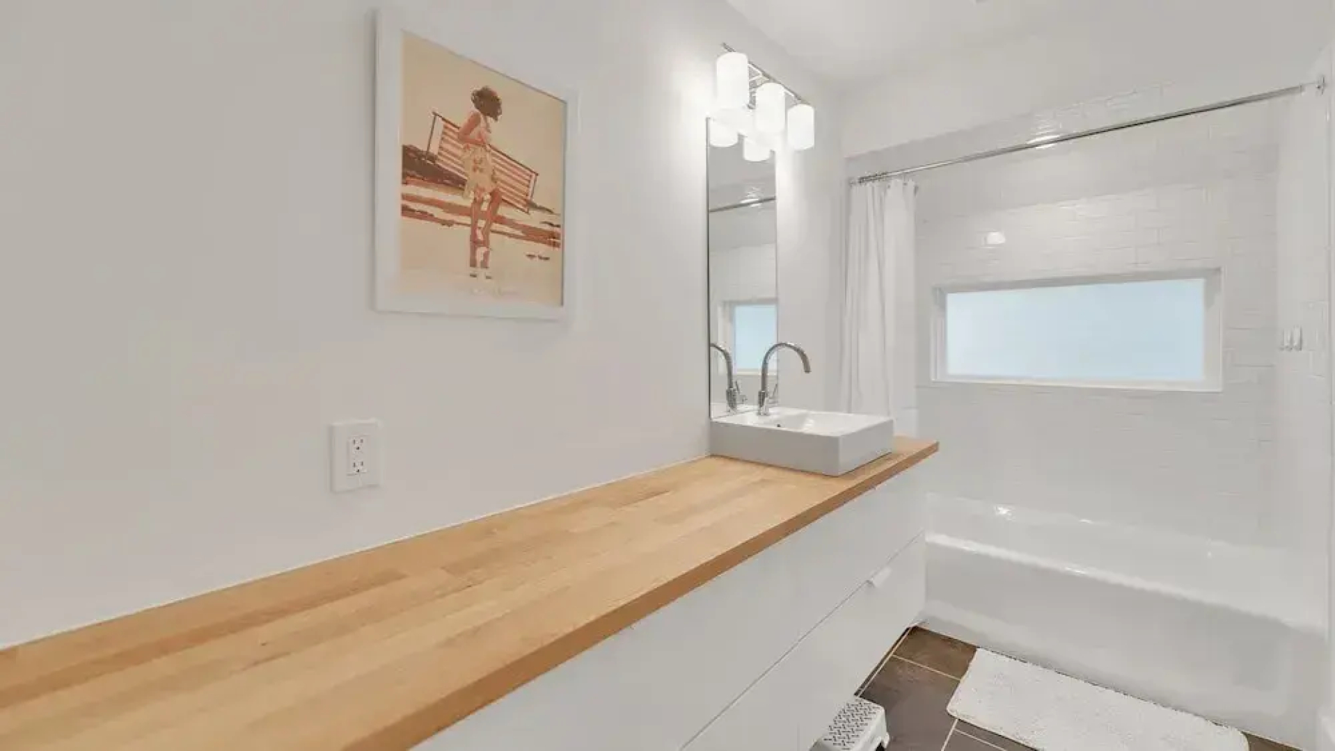 Great Place To Relax And Enjoy A Peaceful Vacation! 4 Bedroom Home by Peace Vacations
