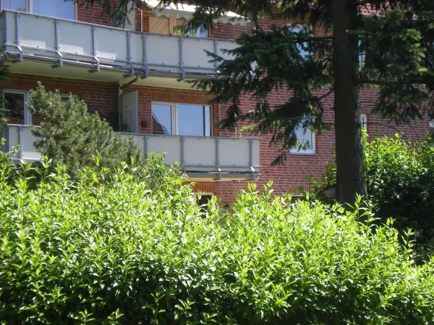 Helle Ferienwohnung im Roten Feld