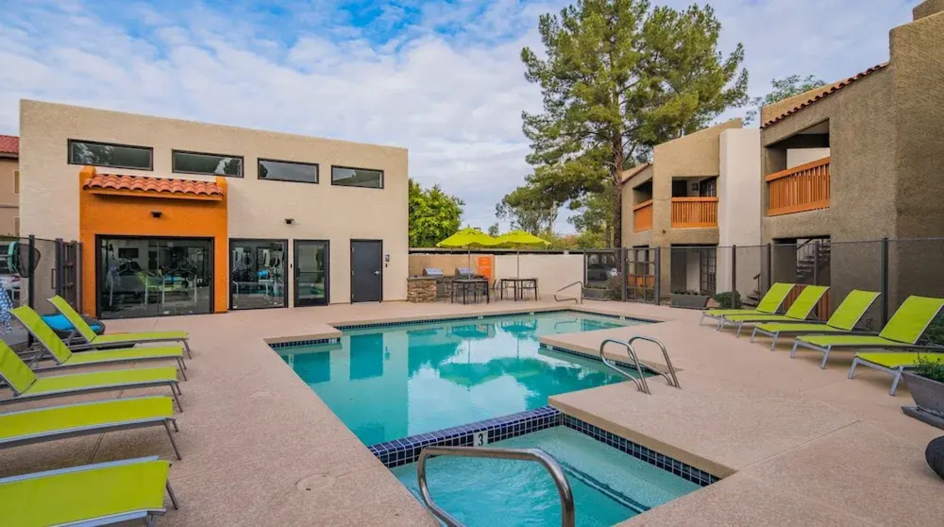 Cozy 2BR Heated Pool 219 by Wanderjaunt