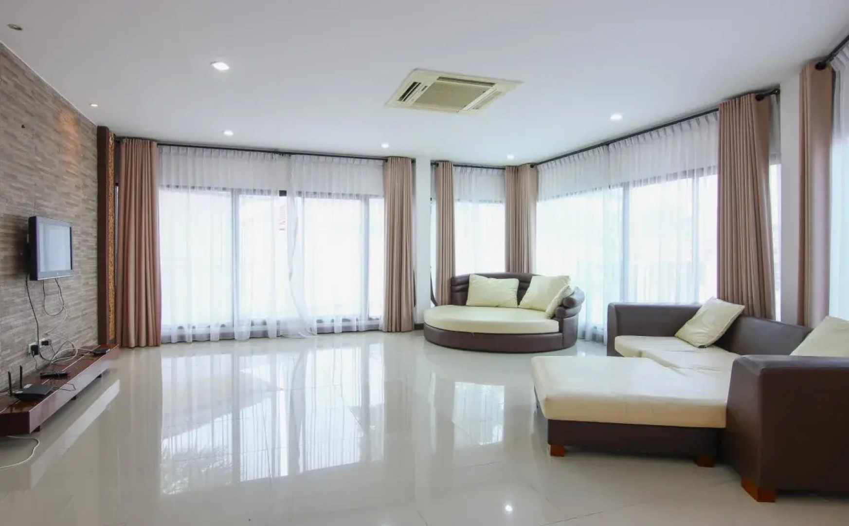 Salapa Grand Hill Village