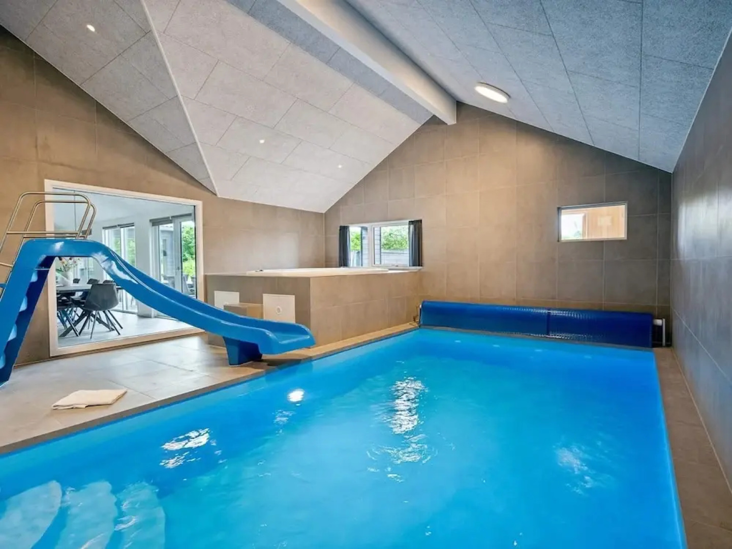 Spacious Retreat Near Beach - By Traum Ferienwohnungen