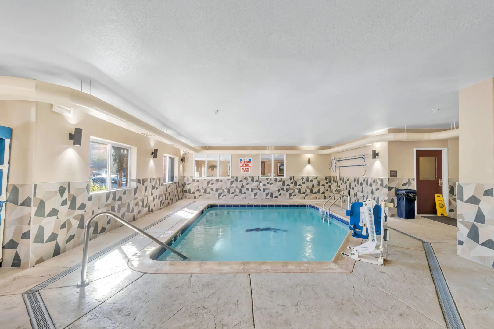 Comfort Suites Lakewood - Denver