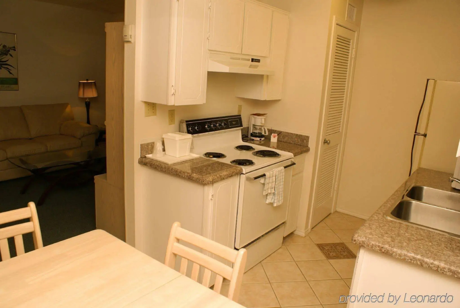 Victoria Palms Inn & Suites