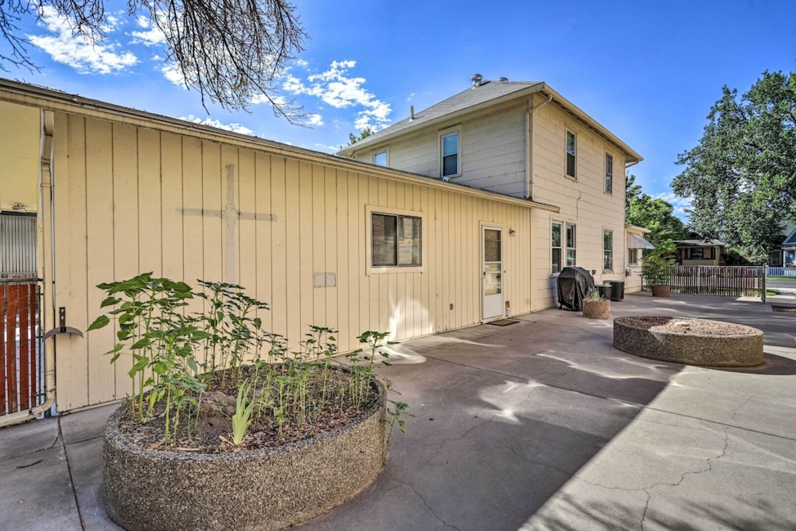 Charming Downtown Fruita Home: Hike & Explore