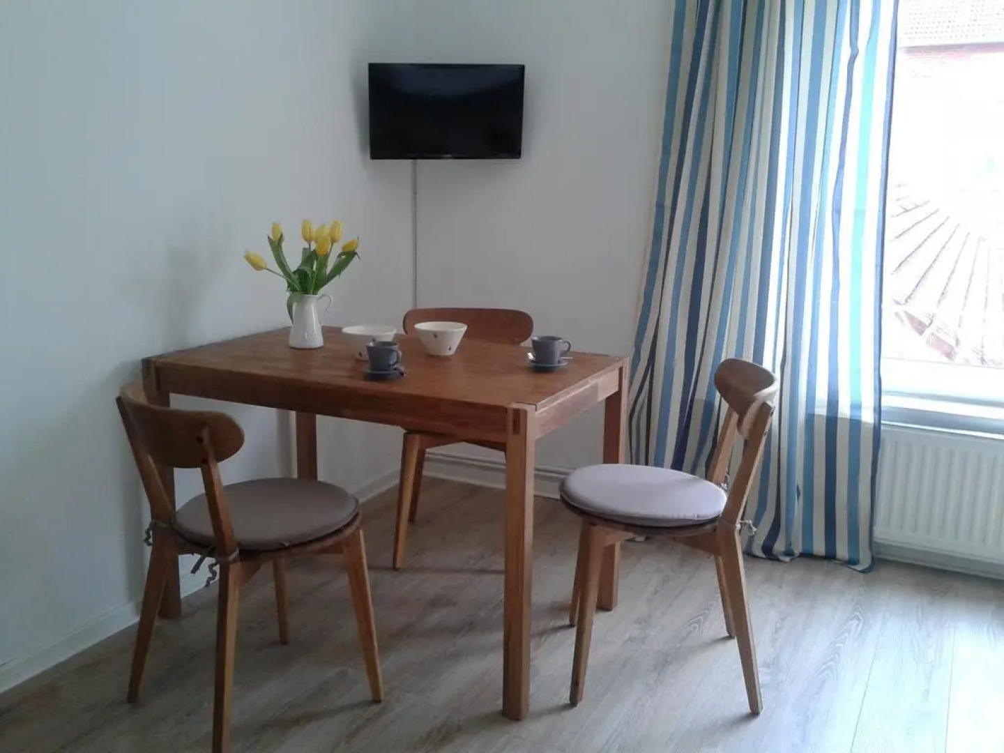 Helle Ferienwohnung im Roten Feld