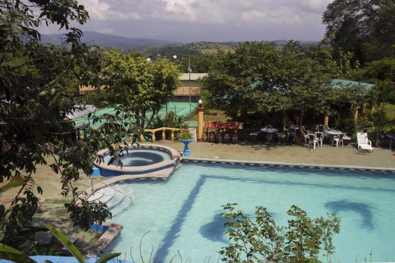 Valley View Lodge - Finca Huetares